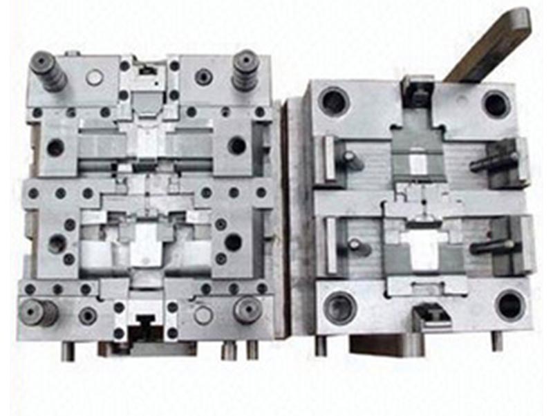 郧西精密塑料模-07