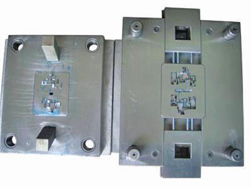 郧西精密塑料模-01